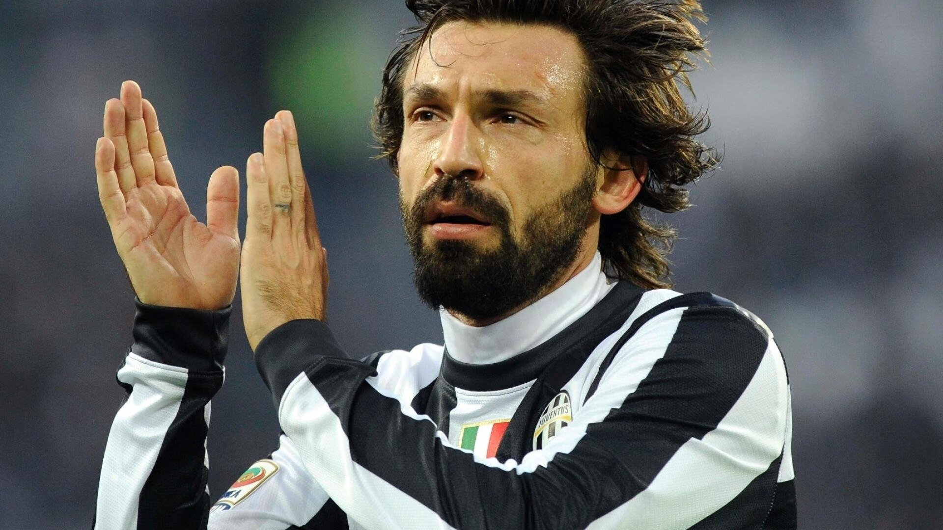 冲浪热潮延伸至室内：北京大型模拟浪场成为周末亲子游的最佳去处。